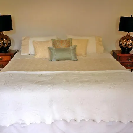 Landsted Chateau Sleeps 10 Pool Wifi Castagnac